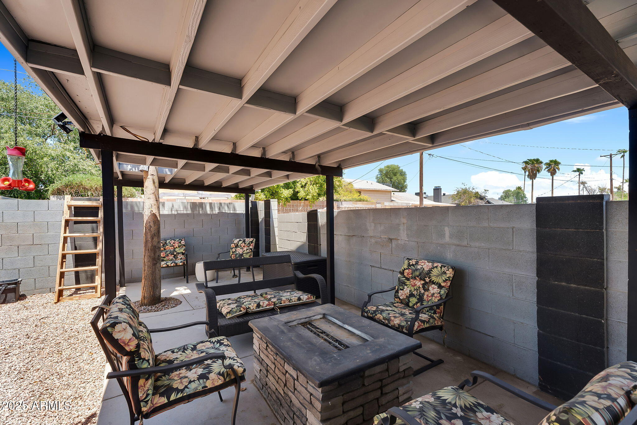 122 East Hermosa Drive Tempe, AZ 85282 - Photo 25 of 30 a outdoor living space with patio furniture