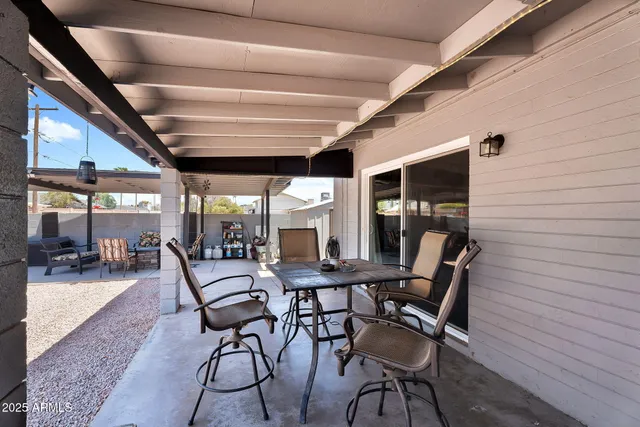 $469,900 | 122 East Hermosa Drive, Tempe, AZ 85282