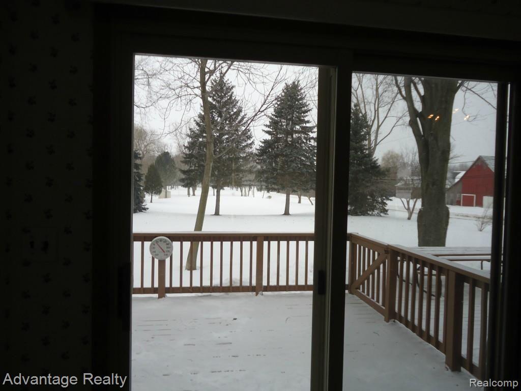 52155 Fairchild Road New Baltimore, MI 48051 - Photo 9 of 32 DSC04030.jpg