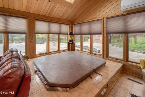 $895,000 | 3041 Mariaville Road, Rotterdam, NY 12306