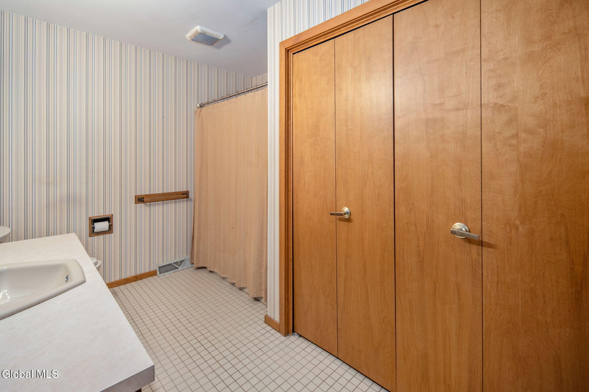 3041 Mariaville Road Rotterdam, NY 12306 - Photo 41 of 92 41-3041MariavilleRd_41