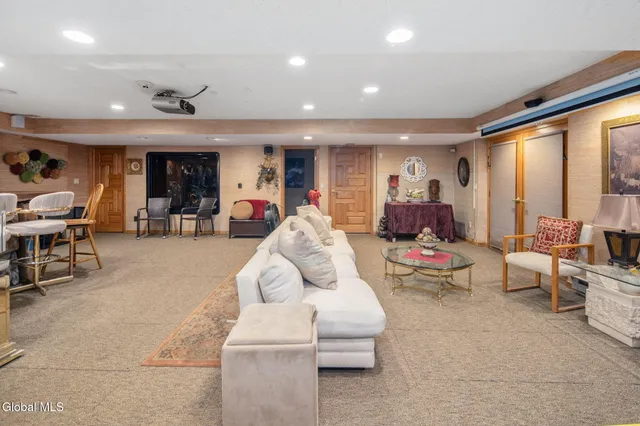 $955,000 | 3041 Mariaville Road, Rotterdam, NY 12306