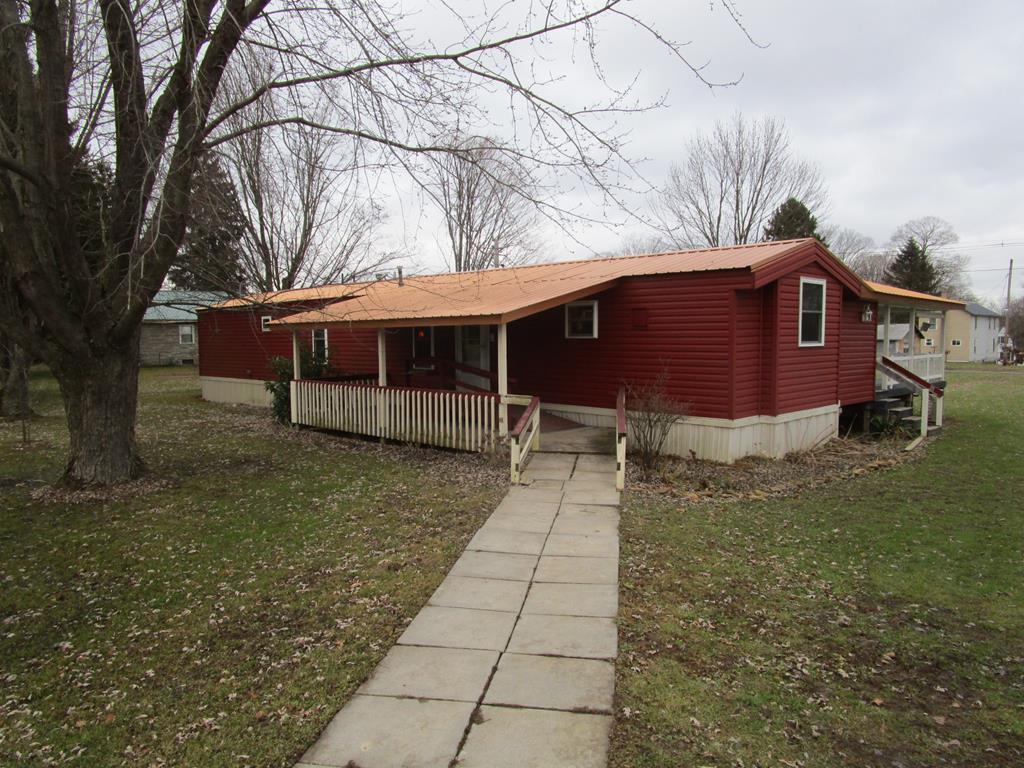 346 Chestnut Street Parker, PA 16049 - Photo 1 of 1