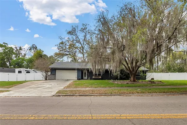 $378,000 | 1152 Southeast 42nd Avenue, Ocala, FL 34471