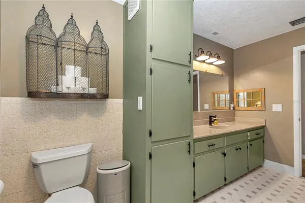$378,000 | 1152 Southeast 42nd Avenue, Ocala, FL 34471