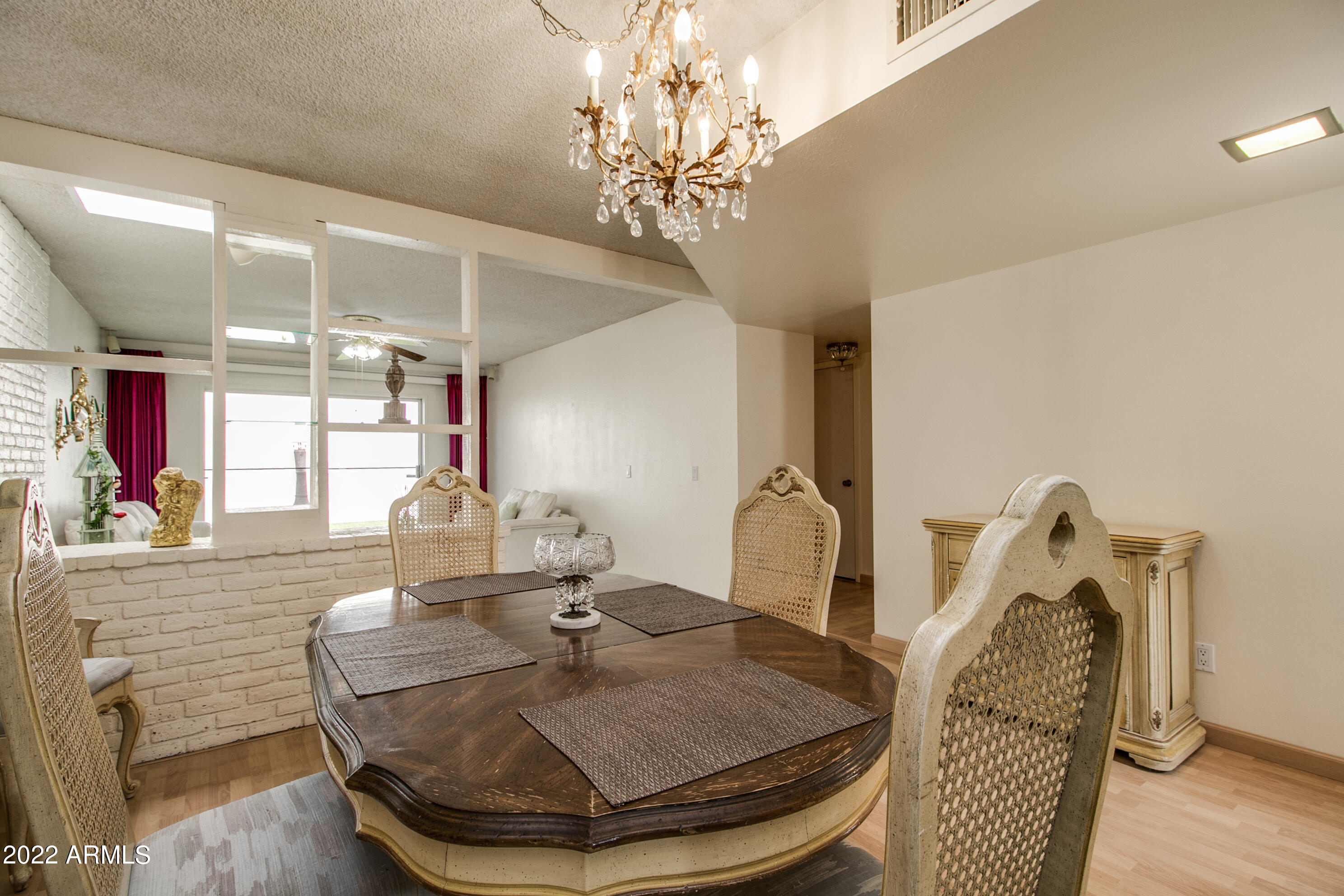 3024 West Boca Raton Road Phoenix, AZ 85053 - Photo 8 of 35 Dining area