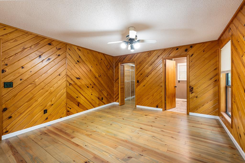 144 Wolf Ridge Lane Murphy, NC 28906 - Photo 6 of 30 Primary Bedroom