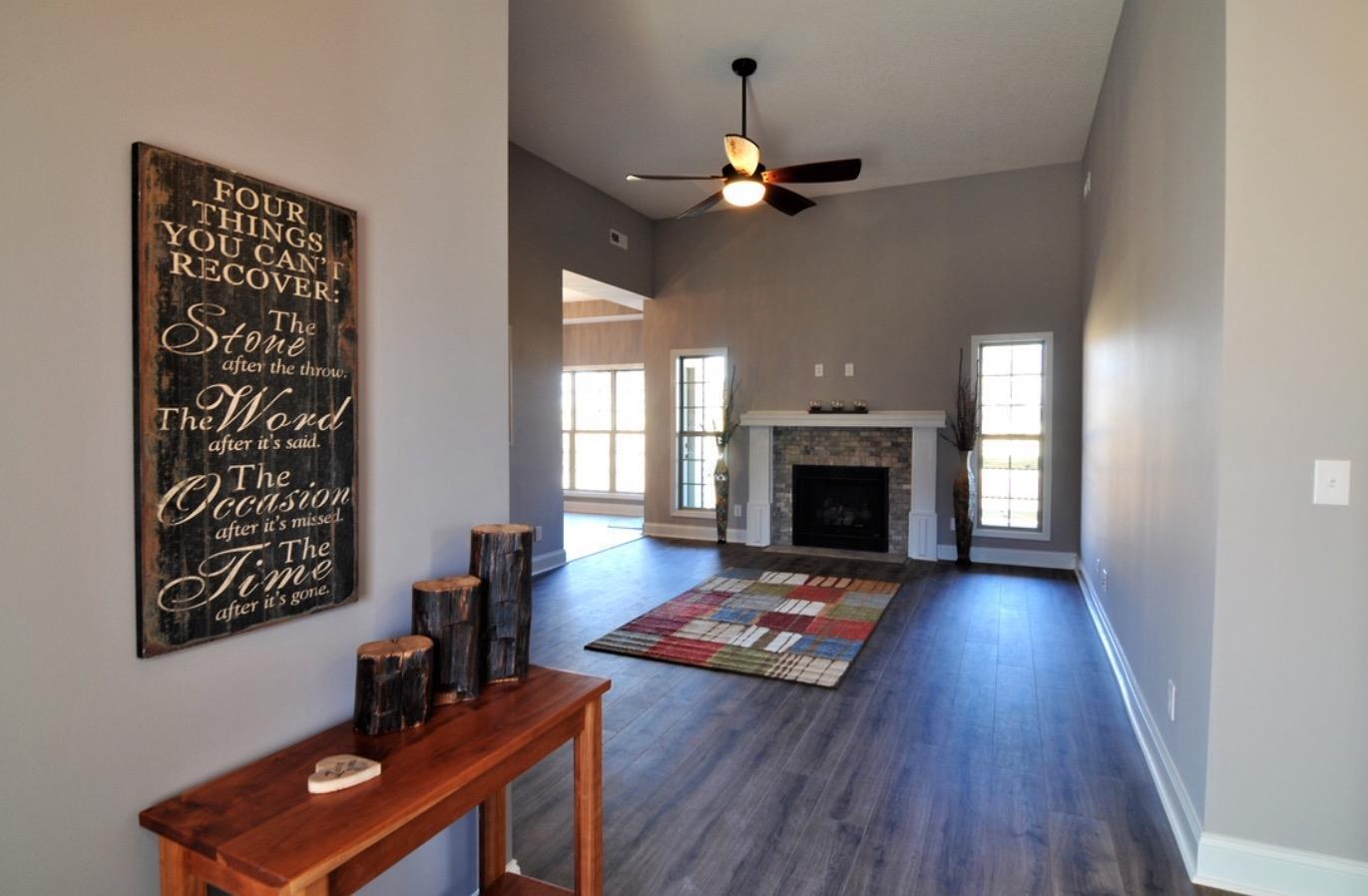 1017 Randy Road Ashland City, TN 37015 - Photo 5 of 21 stock photo