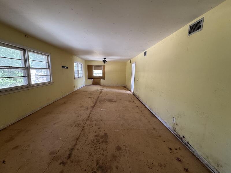157 Cedar Hall Road Martin, SC 29836 - Photo 5 of 16