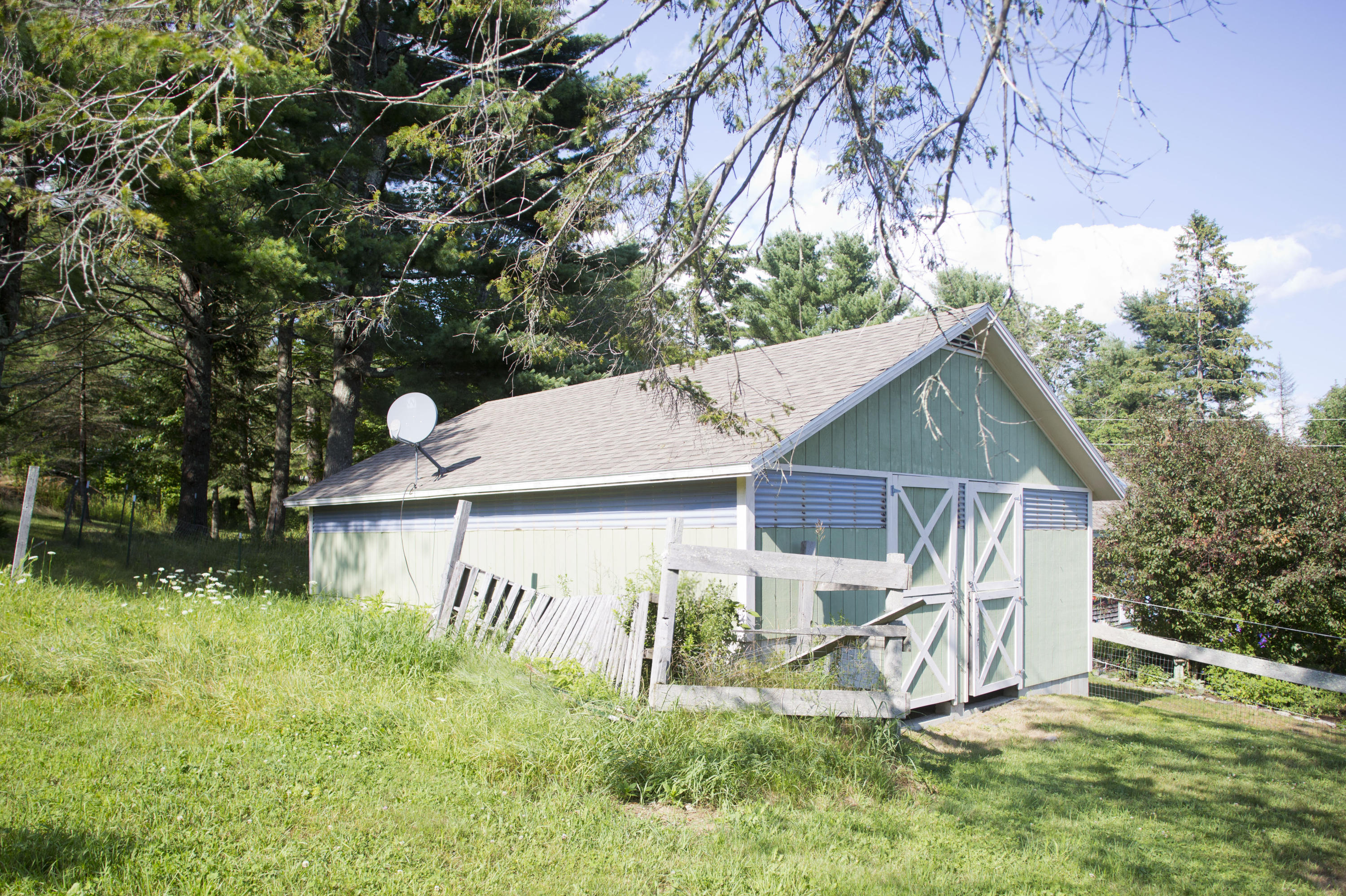 199 Monroe Road Winterport, ME 04496 - Photo 21 of 35 Barn with 2 stables