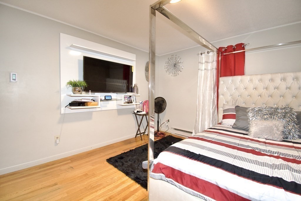 73 Melville Street Springfield, MA 01104 - Photo 12 of 22 Gallery Image 12