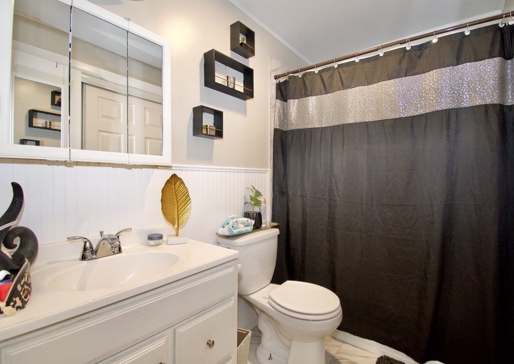 73 Melville Street Springfield, MA 01104 - Photo 13 of 22 Gallery Image 13