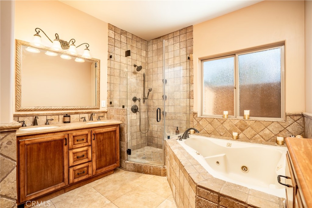 5162 Edinger Avenue Huntington Beach, CA 92649 - Photo 24 of 35 PRIMARY BATH