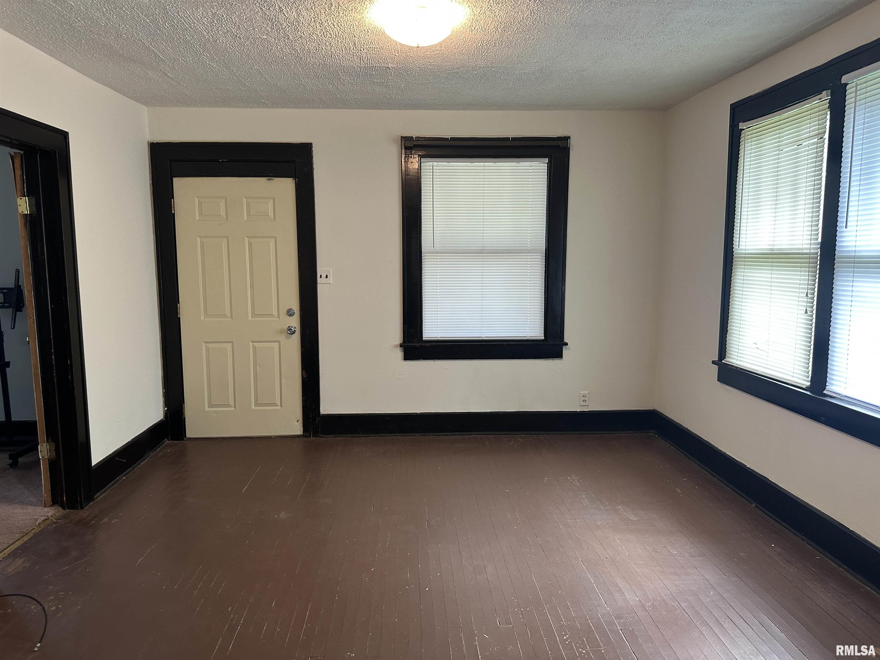 1909 East Cedar Street Springfield, IL 62703 - Photo 5 of 18 Gallery Image 5