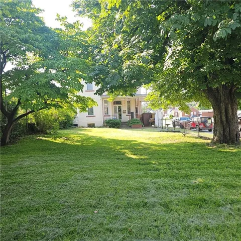 $105,000 | 52 South Mt Vernon Avenue, Uniontown, PA 15401