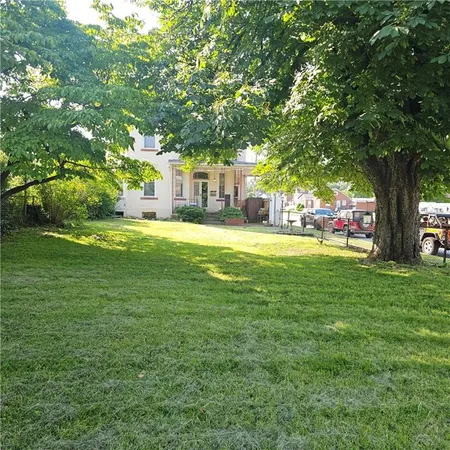 $105,000 | 52 South Mt Vernon Avenue, Uniontown, PA 15401