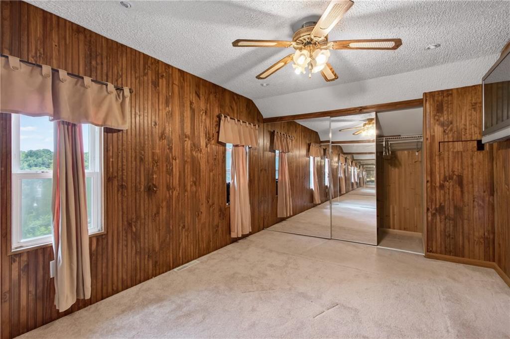 1646 Saxonburg Road Tarentum, PA 15084 - Photo 19 of 41 Gallery Image 19