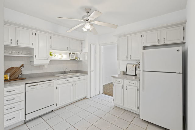 9001 Golf Road, Unit 5B Des Plaines, IL 60016 - Photo 12 of 23