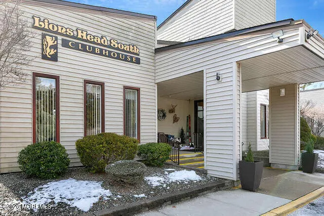 $384,900 | 8 Carter Way, Brick, NJ 08723