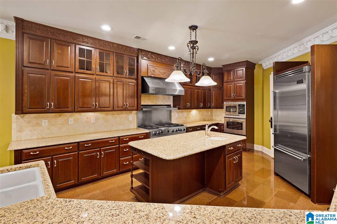 4005 Kings Way Birmingham, AL 35242 - Photo 10 of 49