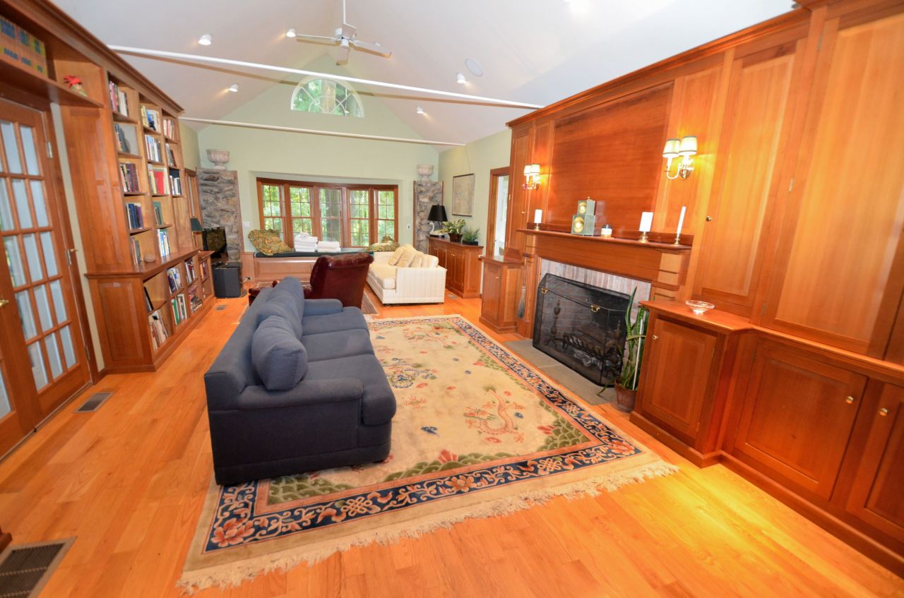 295 W Road Alford, MA 01266 - Photo 13 of 37 Living Room