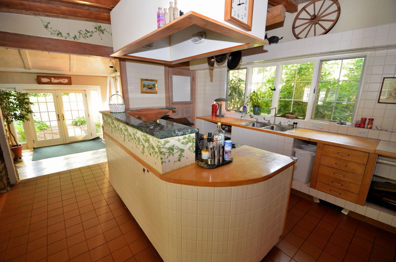 295 W Road Alford, MA 01266 - Photo 6 of 37 Kitchen