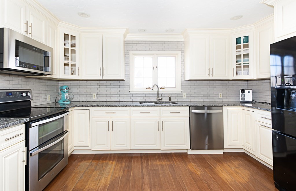 508 Adams Road Oakham, MA 01068 - Photo 11 of 42