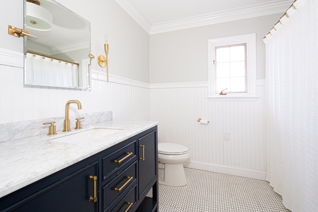 508 Adams Road Oakham, MA 01068 - Photo 16 of 42