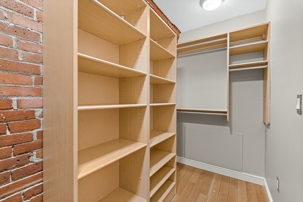 343 Commercial Street, Unit 212 Boston, MA 02109 - Photo 23 of 41