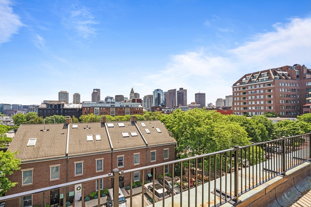 343 Commercial Street, Unit 212 Boston, MA 02109 - Photo 36 of 41