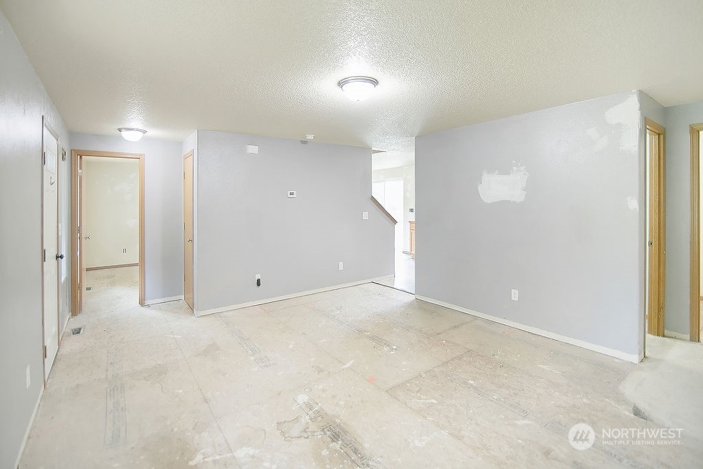 226 Wohl Road Longview, WA 98632 - Photo 3 of 40 Gallery Image 3