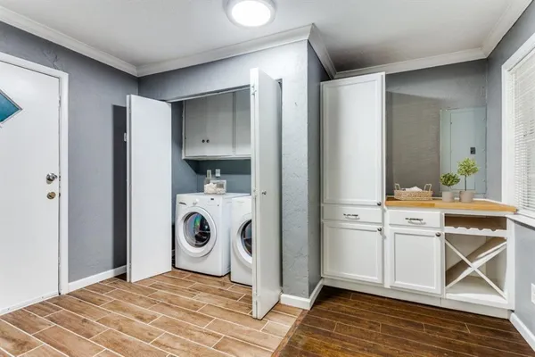 $2,850 | 4129 Winfield Avenue, Fort Worth, TX 76109