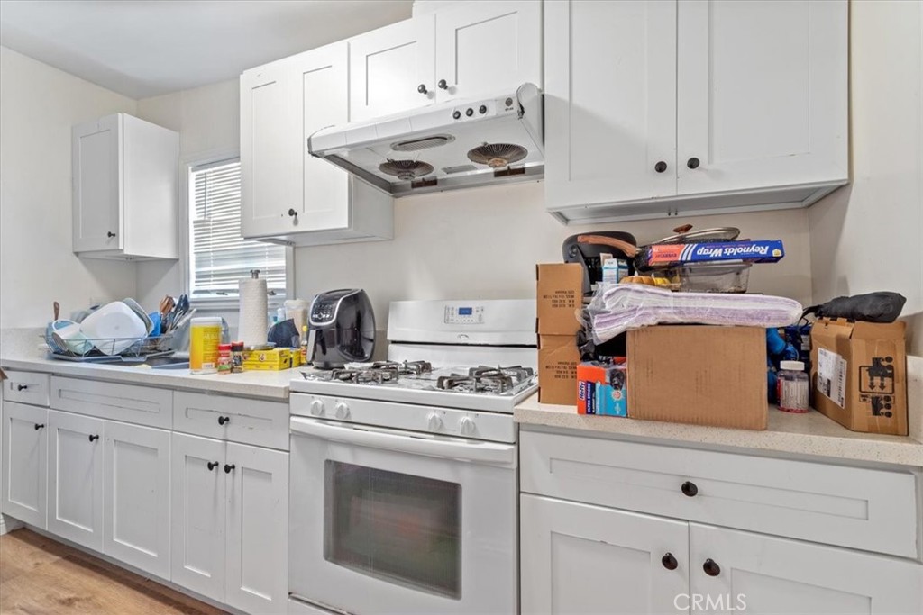 560 La Seda Road La Puente, CA 91744 - Photo 17 of 22 Right ADU