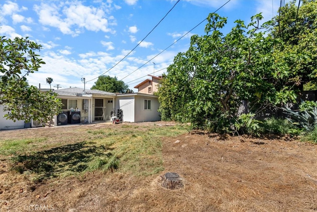 560 La Seda Road La Puente, CA 91744 - Photo 22 of 22 Backyard