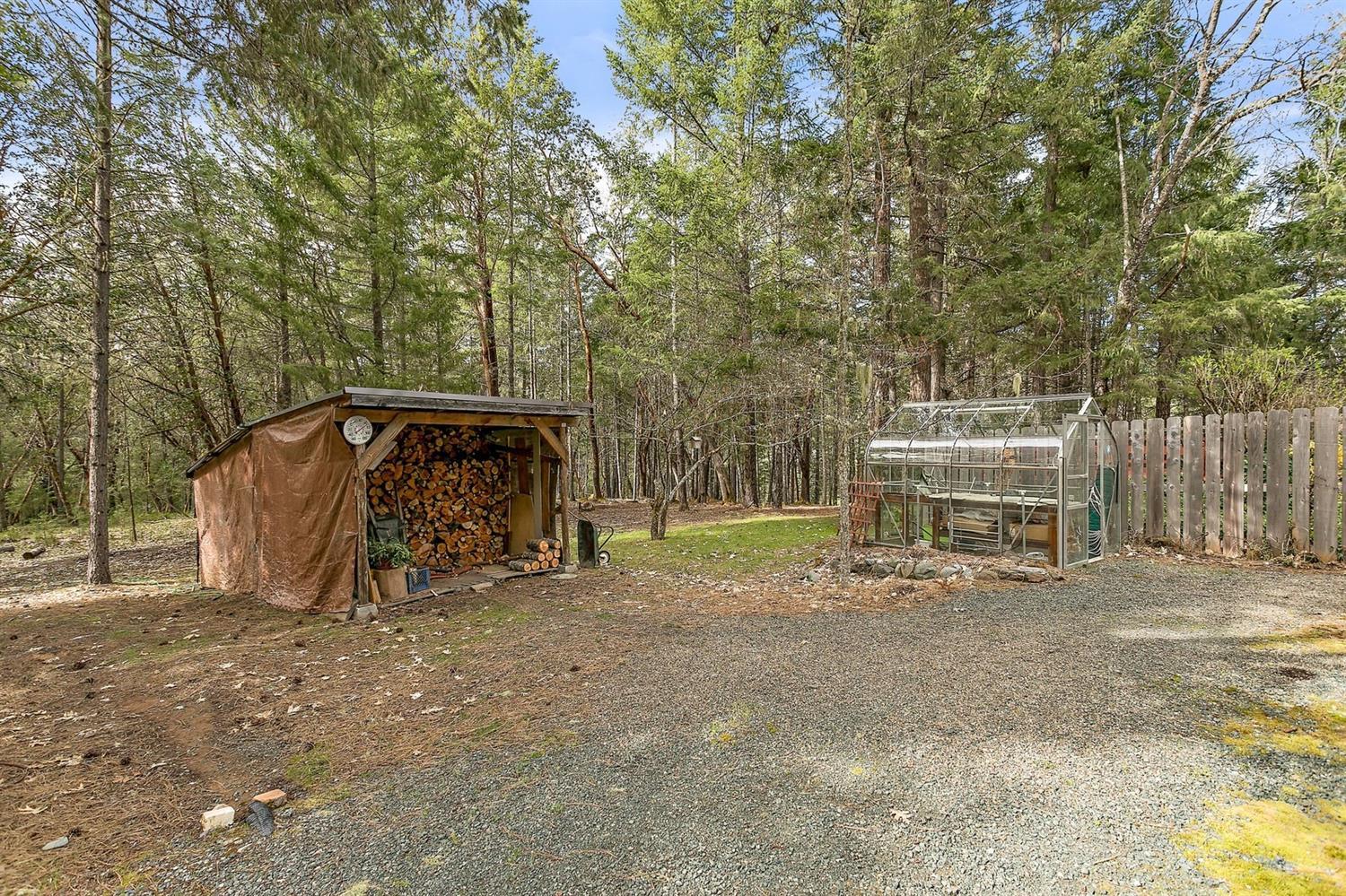 1000 Crow Road Merlin, OR 97532 - Photo 9 of 31 Additional Photo