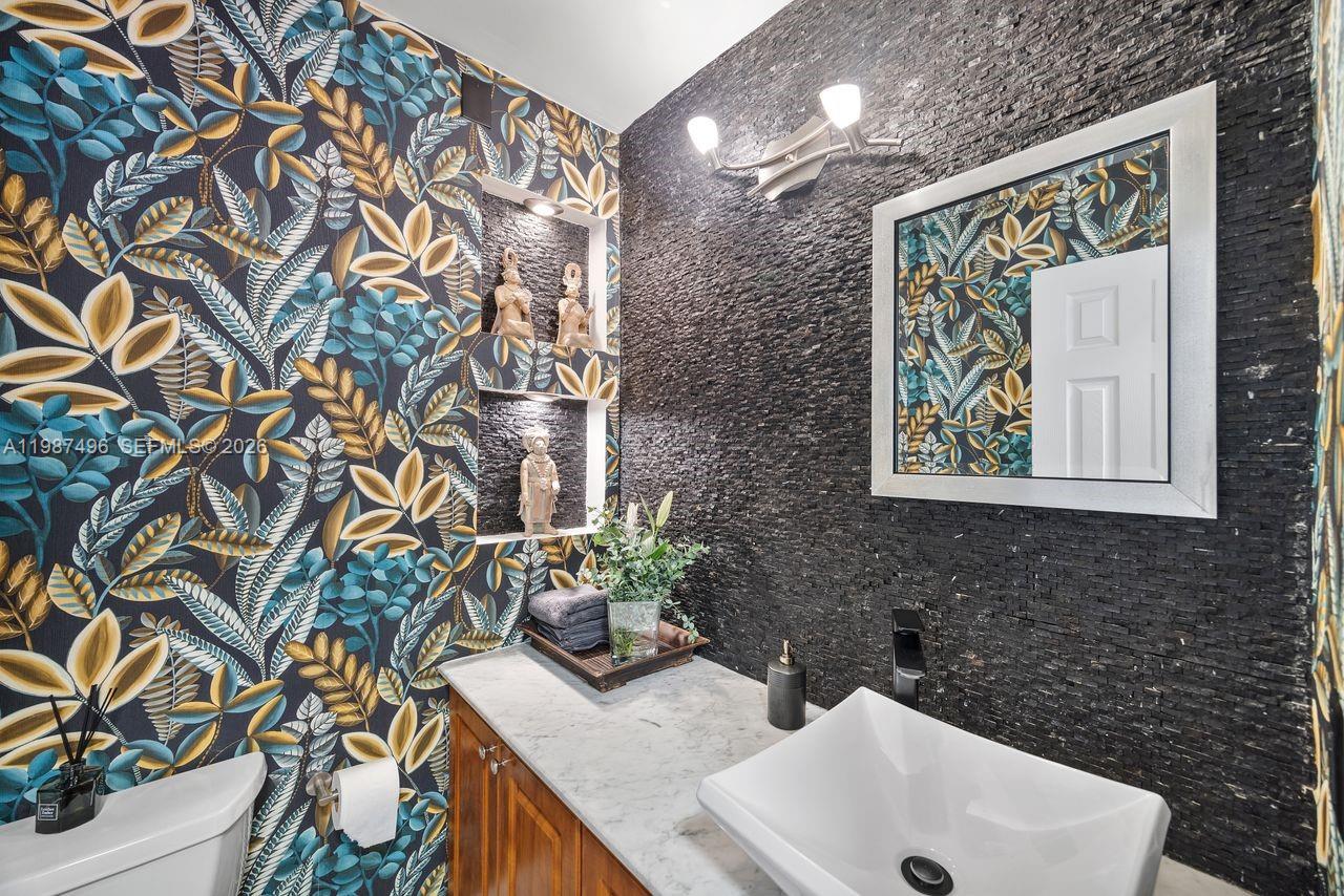 12825 Southwest 116th Street Miami, FL 33186 - Photo 15 of 64 1/2 Bathroom Powder Room