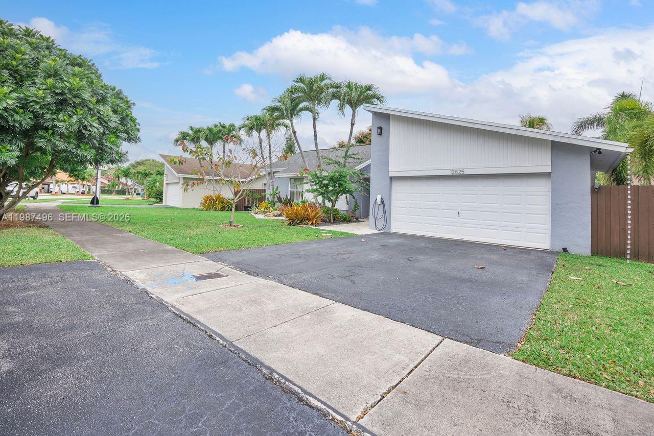 12825 Southwest 116th Street Miami, FL 33186 - Photo 48 of 64