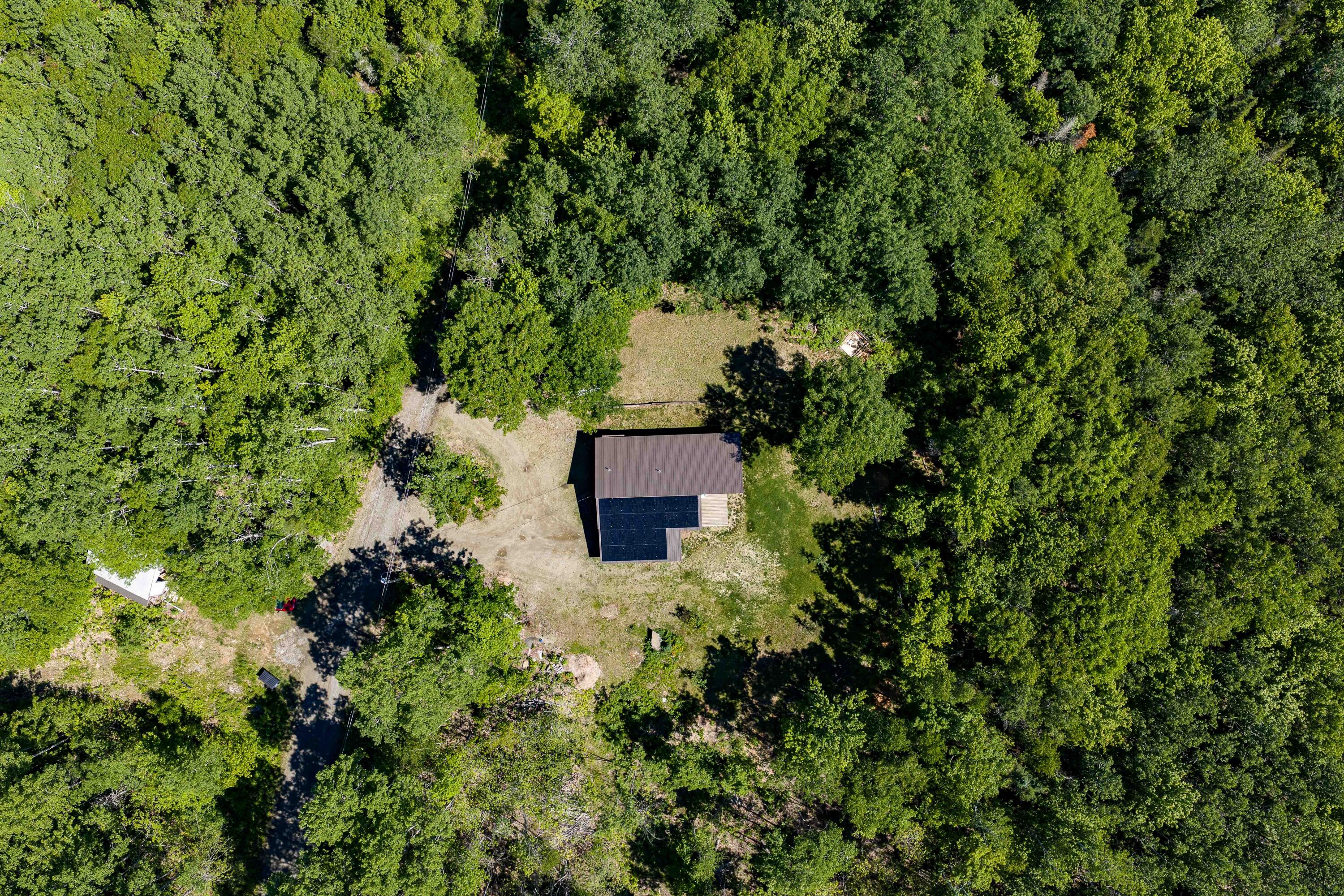 8 Cooper Rdg Road Belfast, ME 04915 - Photo 5 of 16 8 cooper ridge rd-34