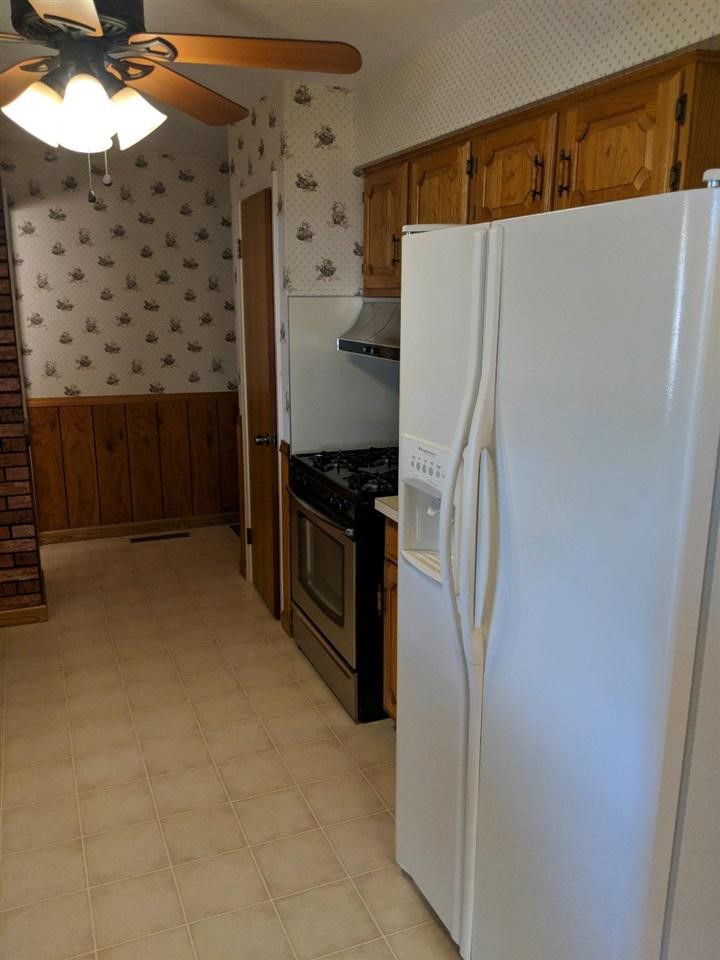 4393 North Vassar Road Flint, MI 48506 - Photo 4 of 19 21508718-3.JPG