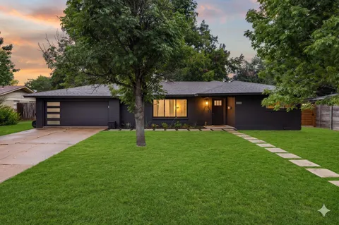 $1,280,000 | 2902 Skylark Drive, Austin, TX 78757