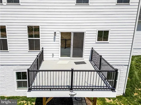 $763,999 | 5019 Forsythia Place, Blacksburg, VA 24060