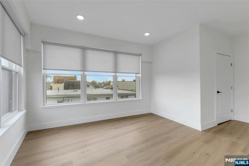 255 Ridge Road, Unit 301 Lyndhurst, NJ 07071 - Photo 14 of 24