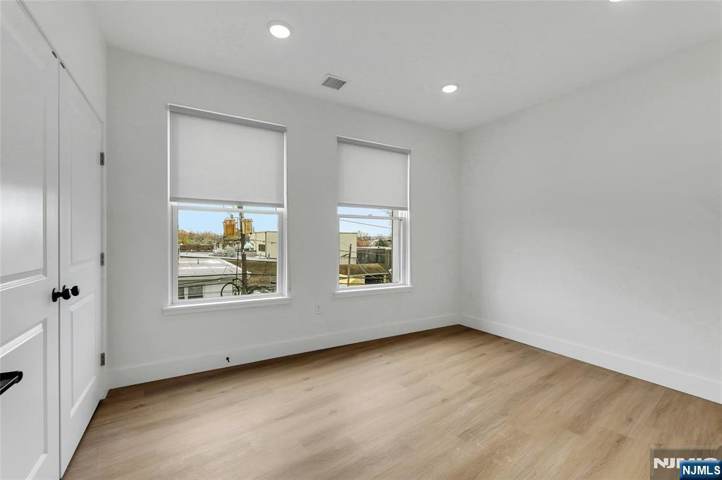 255 Ridge Road, Unit 301 Lyndhurst, NJ 07071 - Photo 16 of 24