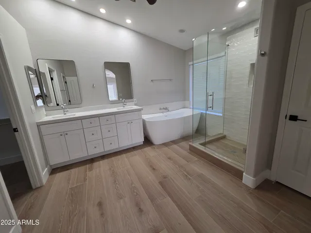 $2,900 | 2718 North Linda Circle, Mesa, AZ 85213