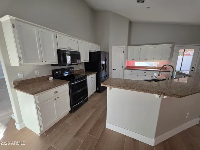 $2,900 | 2718 North Linda Circle, Mesa, AZ 85213