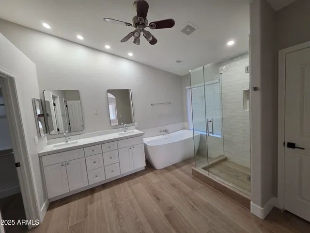 $2,900 | 2718 North Linda Circle, Mesa, AZ 85213