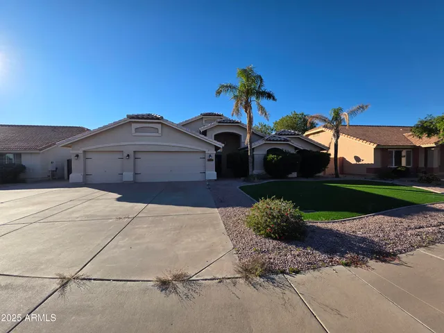$2,900 | 2718 North Linda Circle, Mesa, AZ 85213