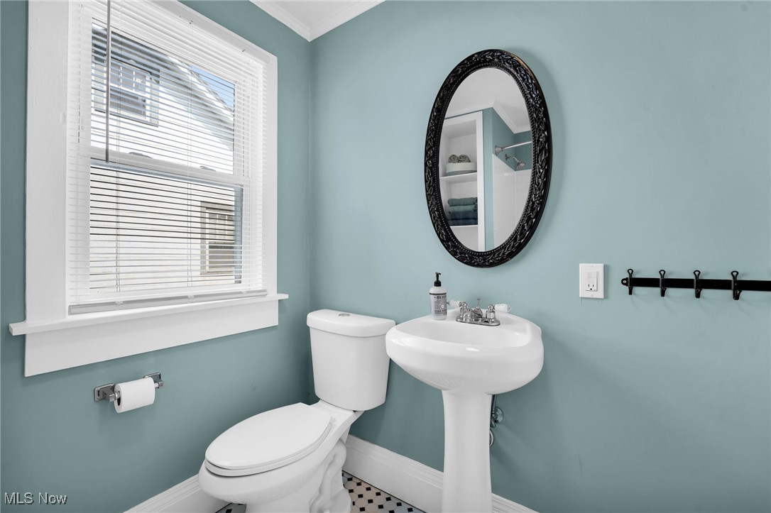 3414 Sylvanhurst Road Cleveland, OH 44112 - Photo 24 of 33