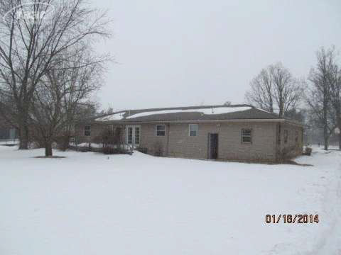 10250 Bath Road Byron, MI 48418 - Photo 11 of 27 20391708-10.JPG