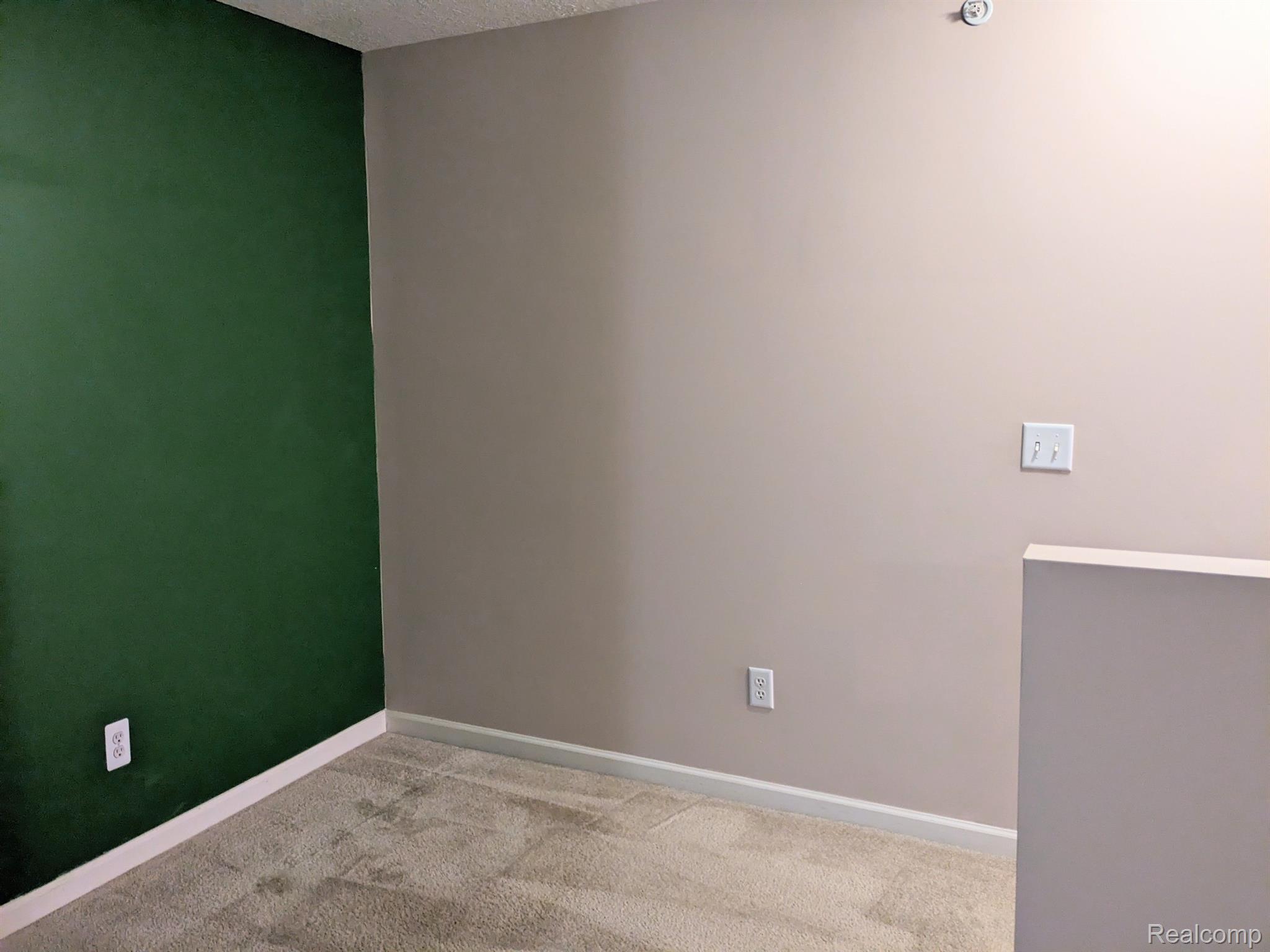 23366 Sunset Road, Unit 21 Taylor, MI 48180 - Photo 14 of 20 Second Floor Loft Area
